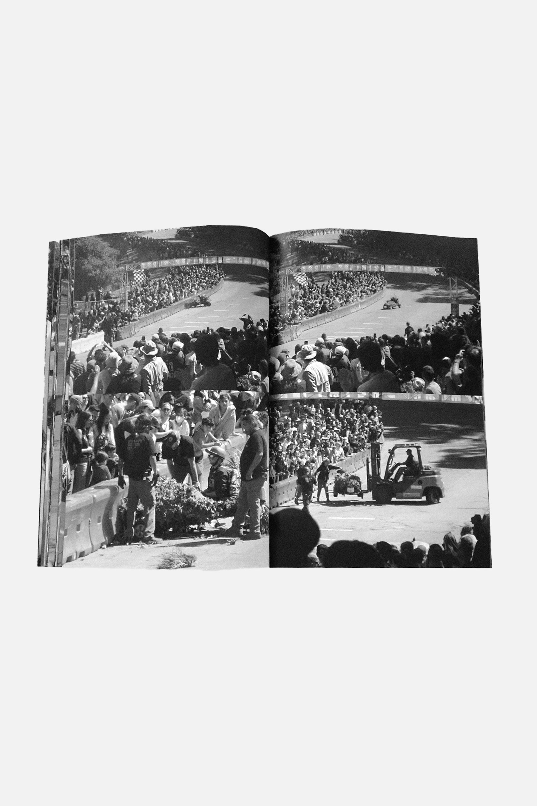 SFMOMA’S SOAPBOX DERBY 2022 写真集の表紙。サンフランシスコで開催されたソープボックスダービーを写したモノクロ写真。
P5
